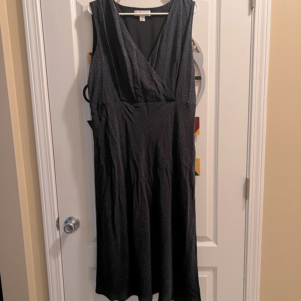 Casual Corner midi dress size 16